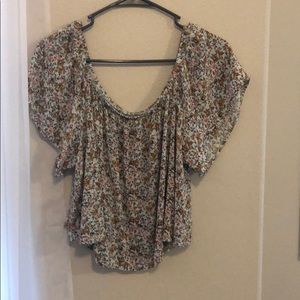 Off the shoulder crop tee